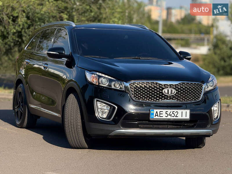 Внедорожник / Кроссовер Kia Sorento 2015 в Кривом Роге
