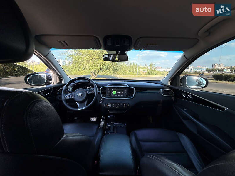Внедорожник / Кроссовер Kia Sorento 2015 в Кривом Роге