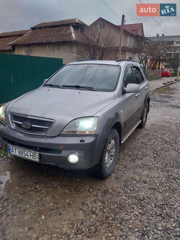 Внедорожник / Кроссовер Kia Sorento 2005 в Ивано-Франковске