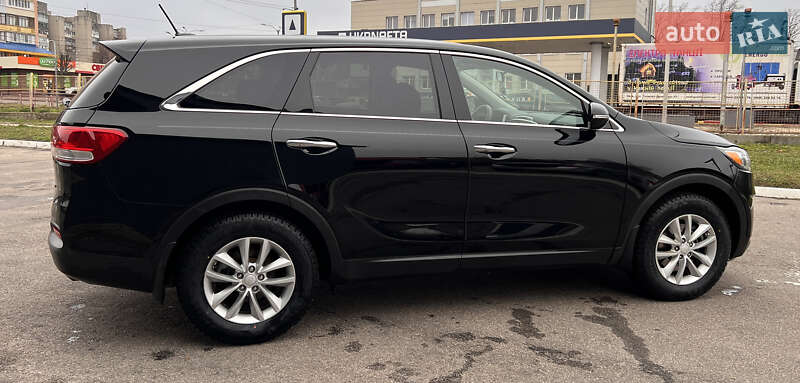 Позашляховик / Кросовер Kia Sorento 2017 в Харкові фото 17 Позашляховик / Кросовер Kia Sorento 2017 в Харкові