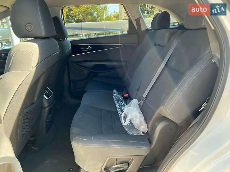 Внедорожник / Кроссовер Kia Sorento 2019 в Киеве