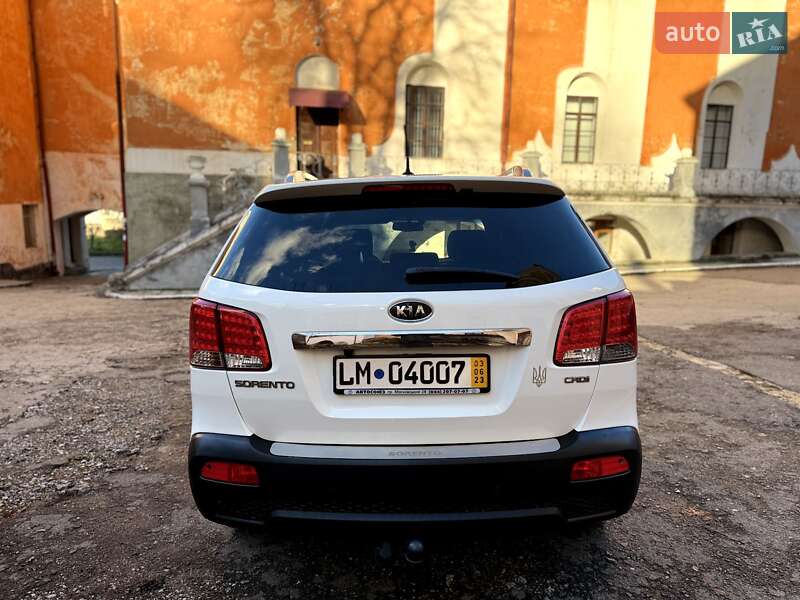Внедорожник / Кроссовер Kia Sorento 2010 в Кременце