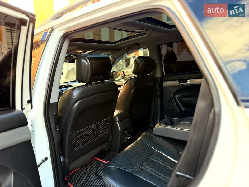 Внедорожник / Кроссовер Kia Sorento 2010 в Кременце