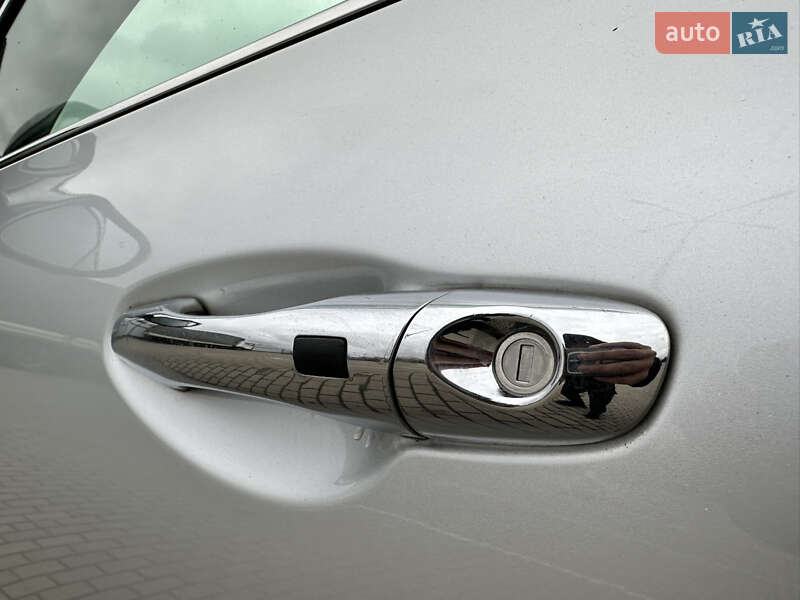 Внедорожник / Кроссовер Kia Sorento 2016 в Дубно