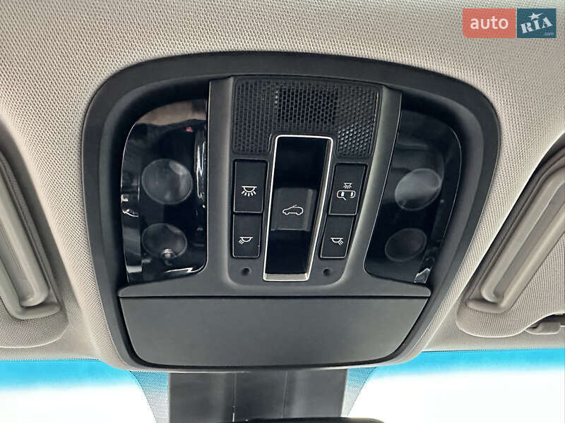 Внедорожник / Кроссовер Kia Sorento 2016 в Дубно