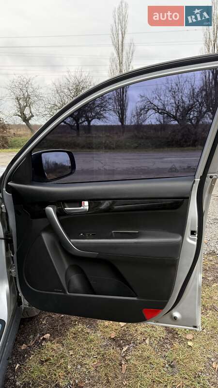 Внедорожник / Кроссовер Kia Sorento 2013 в Бершади фото 41 Внедорожник / Кроссовер Kia Sorento 2013 в Бершади