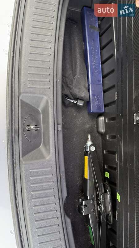 Внедорожник / Кроссовер Kia Sorento 2013 в Бершади фото 49 Внедорожник / Кроссовер Kia Sorento 2013 в Бершади