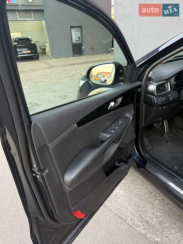 Внедорожник / Кроссовер Kia Sorento 2019 в Киеве фото 9 Внедорожник / Кроссовер Kia Sorento 2019 в Киеве