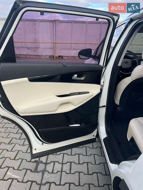 Внедорожник / Кроссовер Kia Sorento 2018 в Шептицькому фото 11 Внедорожник / Кроссовер Kia Sorento 2018 в Шептицькому