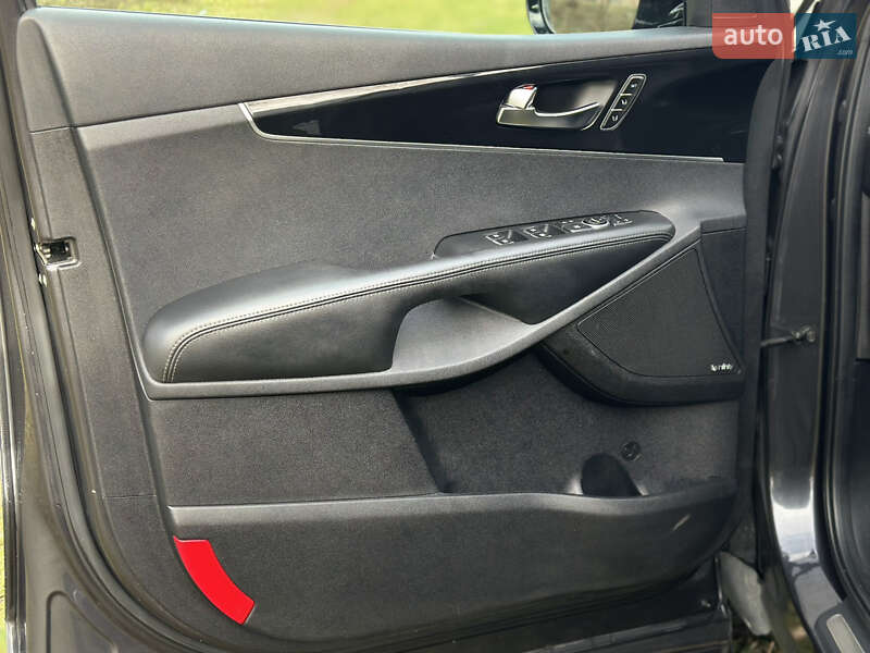 Внедорожник / Кроссовер Kia Sorento 2016 в Самборе фото 68 Внедорожник / Кроссовер Kia Sorento 2016 в Самборе