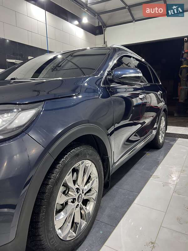 Внедорожник / Кроссовер Kia Sorento 2018 в Николаеве