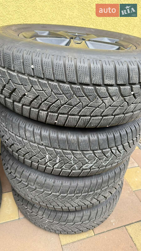 Внедорожник / Кроссовер Kia Sorento 2015 в Черновцах