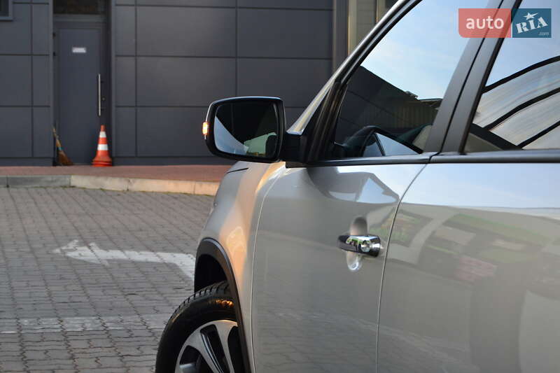 Внедорожник / Кроссовер Kia Sorento 2013 в Дрогобыче