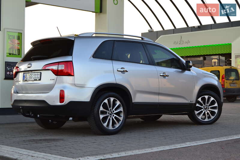 Внедорожник / Кроссовер Kia Sorento 2013 в Дрогобыче