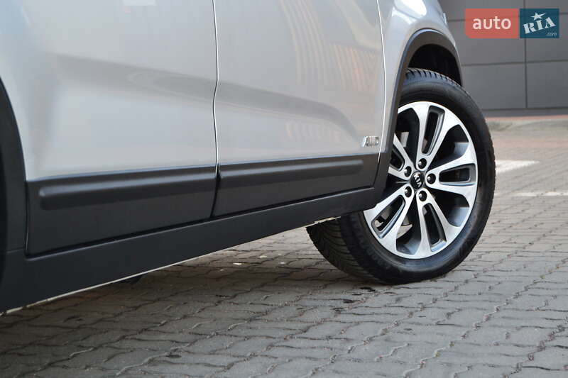 Внедорожник / Кроссовер Kia Sorento 2013 в Дрогобыче