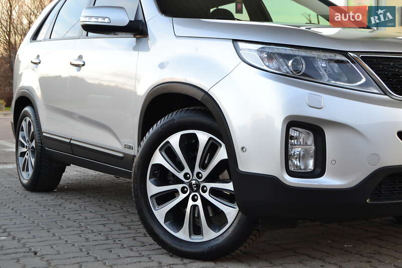 Внедорожник / Кроссовер Kia Sorento 2013 в Дрогобыче