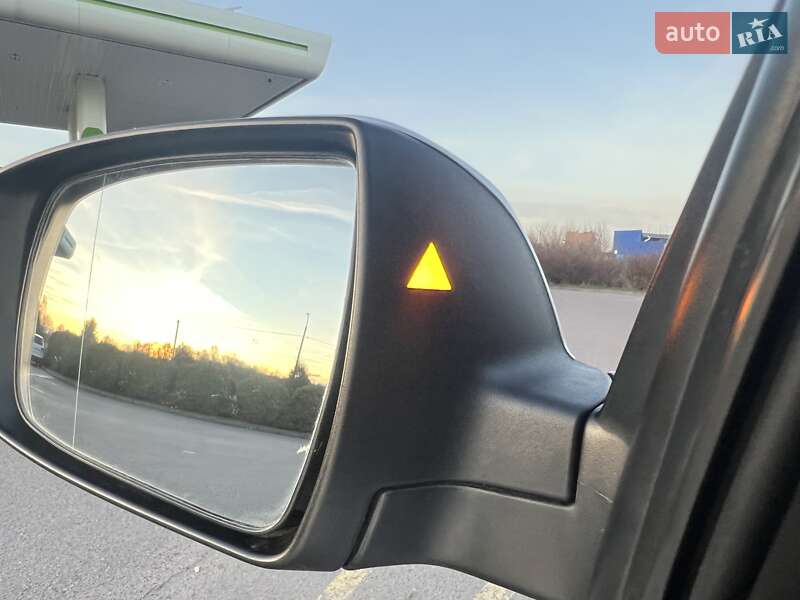 Внедорожник / Кроссовер Kia Sorento 2013 в Дрогобыче