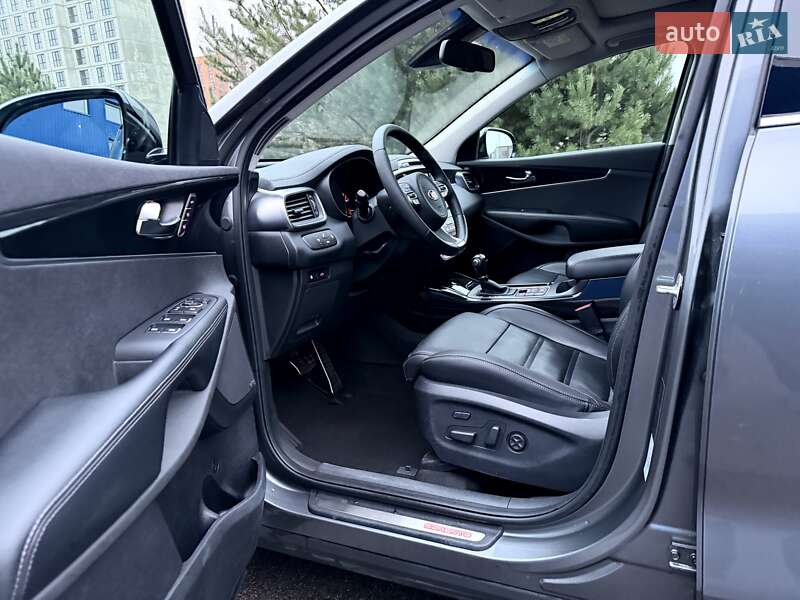 Внедорожник / Кроссовер Kia Sorento 2016 в Ковеле