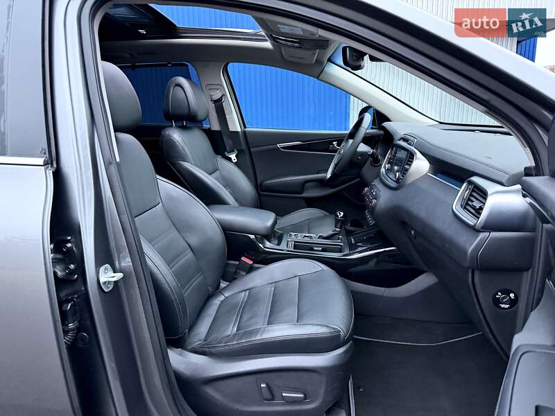 Внедорожник / Кроссовер Kia Sorento 2016 в Ковеле