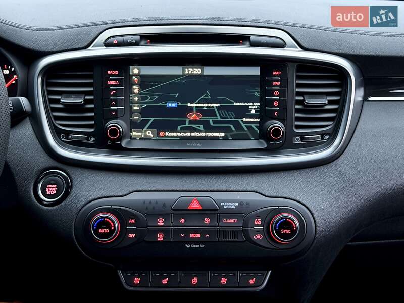 Внедорожник / Кроссовер Kia Sorento 2016 в Ковеле