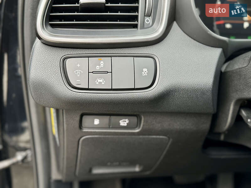 Внедорожник / Кроссовер Kia Sorento 2017 в Киеве фото 30 Внедорожник / Кроссовер Kia Sorento 2017 в Киеве