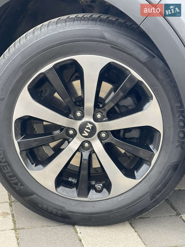 Внедорожник / Кроссовер Kia Sorento 2017 в Стрые