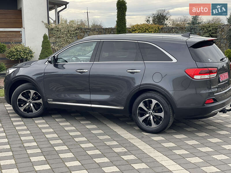 Внедорожник / Кроссовер Kia Sorento 2017 в Стрые