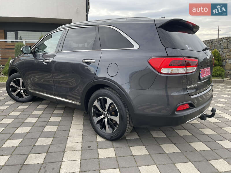 Внедорожник / Кроссовер Kia Sorento 2017 в Стрые