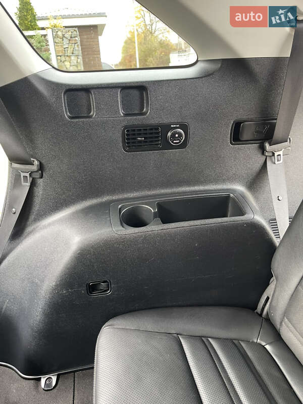 Внедорожник / Кроссовер Kia Sorento 2017 в Стрые