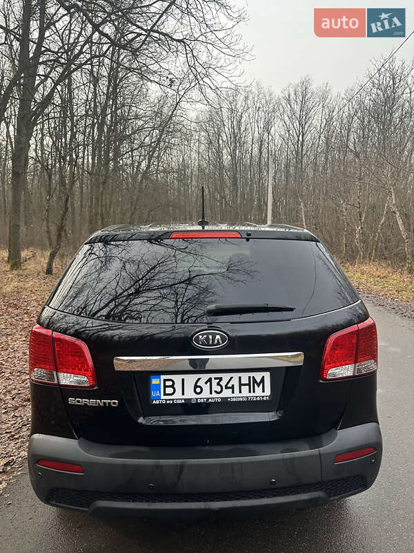 Позашляховик / Кросовер Kia Sorento 2012 в Харкові