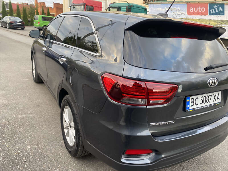 Позашляховик / Кросовер Kia Sorento 2019 в Самборі