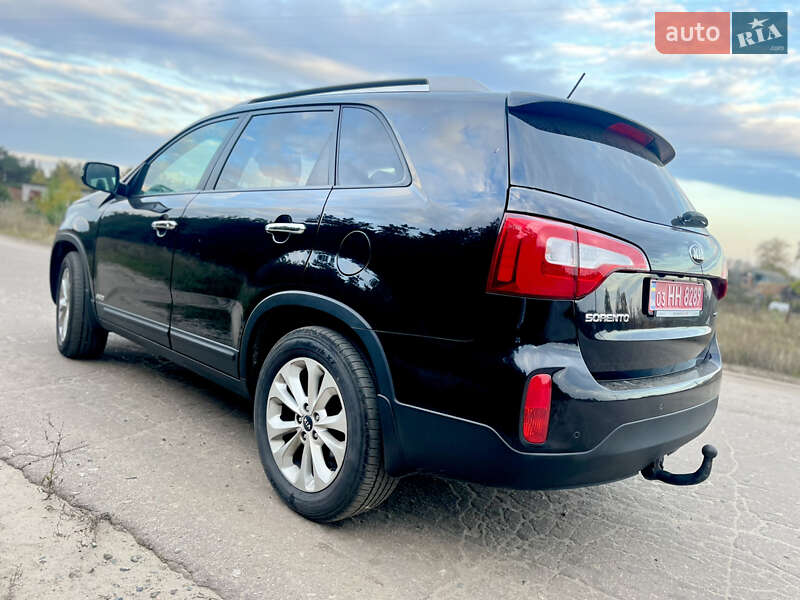Внедорожник / Кроссовер Kia Sorento 2013 в Ахтырке