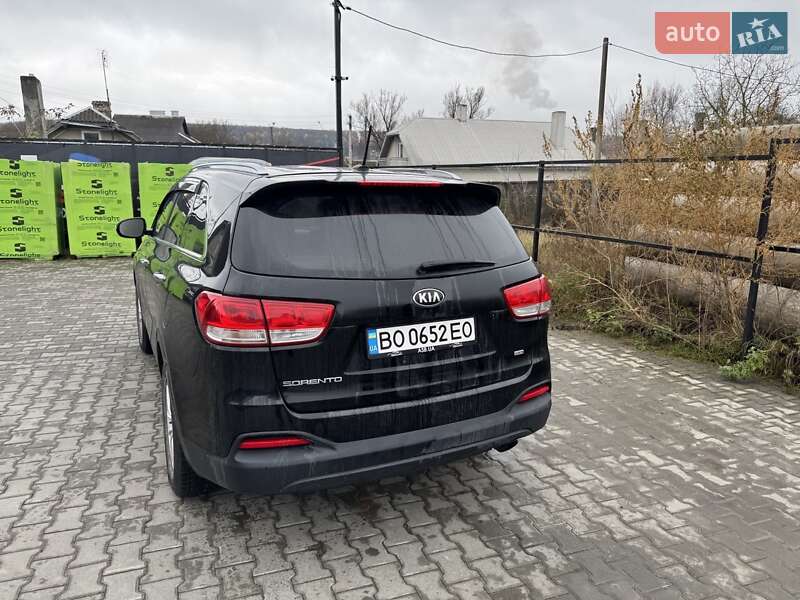 Внедорожник / Кроссовер Kia Sorento 2015 в Теребовле фото 8 Внедорожник / Кроссовер Kia Sorento 2015 в Теребовле