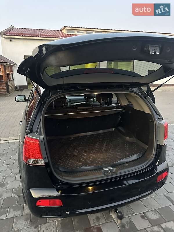 Внедорожник / Кроссовер Kia Sorento 2012 в Вознесенске фото 33 Внедорожник / Кроссовер Kia Sorento 2012 в Вознесенске