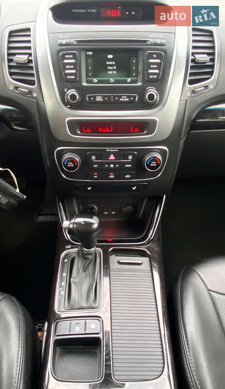 Внедорожник / Кроссовер Kia Sorento 2013 в Ровно