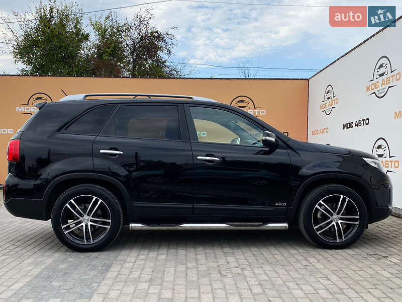 Внедорожник / Кроссовер Kia Sorento 2013 в Ровно