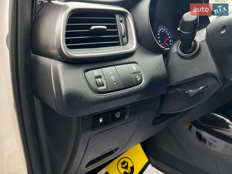 Позашляховик / Кросовер Kia Sorento 2018 в Івано-Франківську фото 17 Позашляховик / Кросовер Kia Sorento 2018 в Івано-Франківську