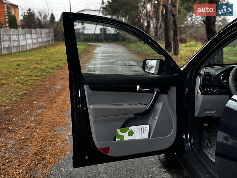 Внедорожник / Кроссовер Kia Sorento 2012 в Киеве фото 9 Внедорожник / Кроссовер Kia Sorento 2012 в Киеве