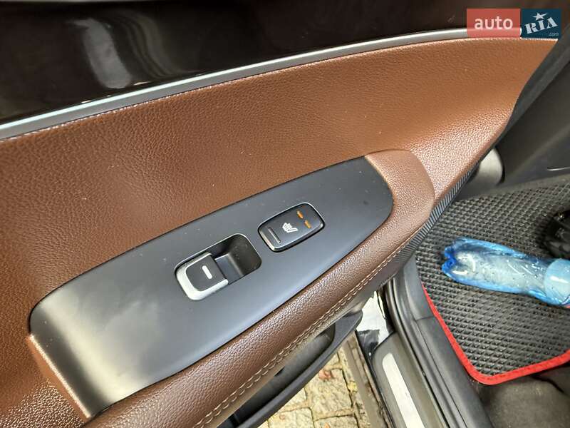 Внедорожник / Кроссовер Kia Sorento 2017 в Киеве