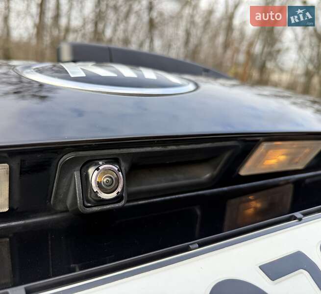 Внедорожник / Кроссовер Kia Sorento 2017 в Киеве