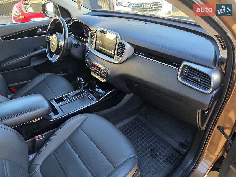 Внедорожник / Кроссовер Kia Sorento 2015 в Коломые