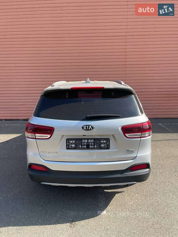 Внедорожник / Кроссовер Kia Sorento 2016 в Киеве