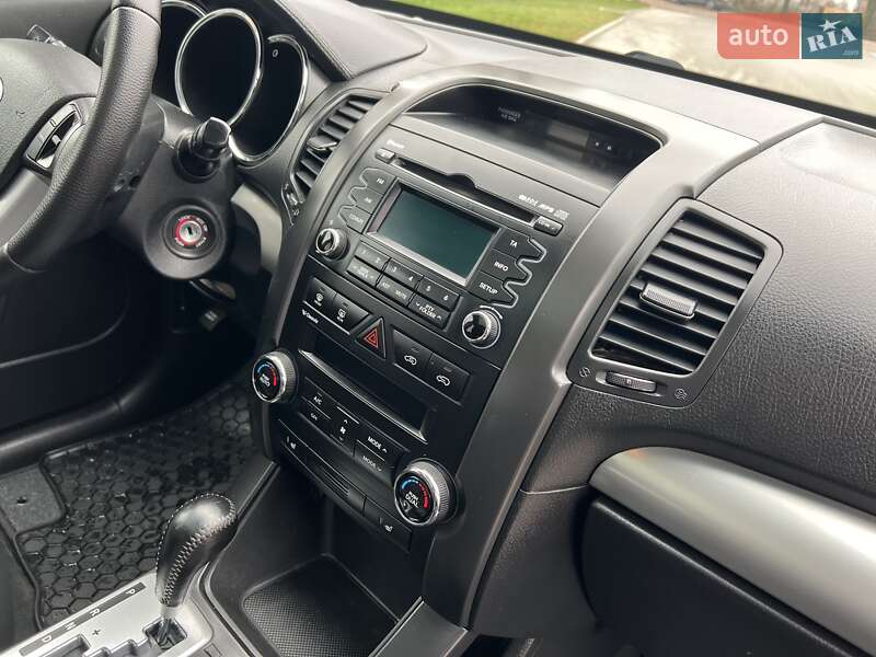 Внедорожник / Кроссовер Kia Sorento 2012 в Житомире