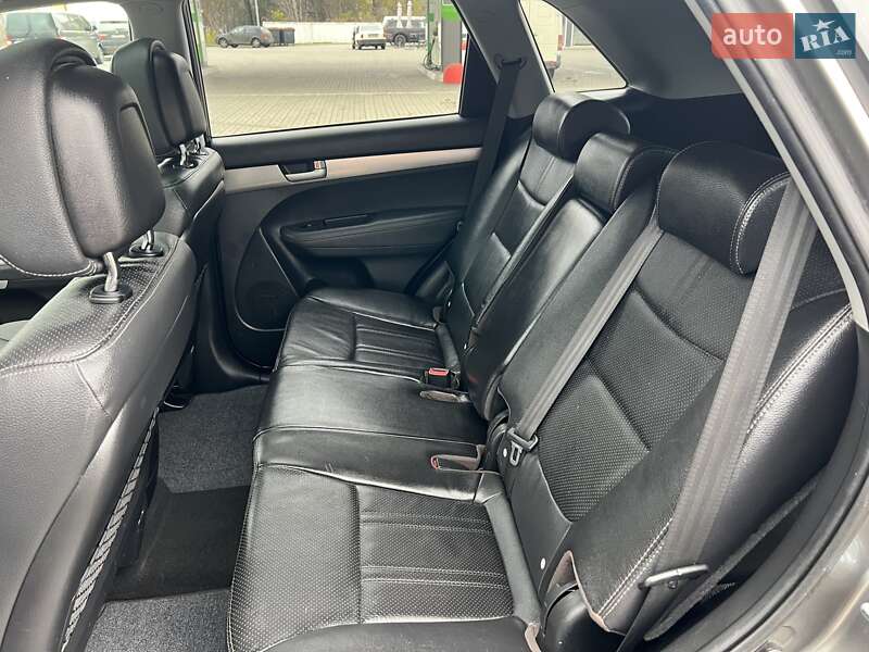 Внедорожник / Кроссовер Kia Sorento 2012 в Житомире