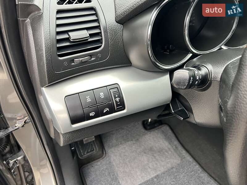 Внедорожник / Кроссовер Kia Sorento 2012 в Житомире