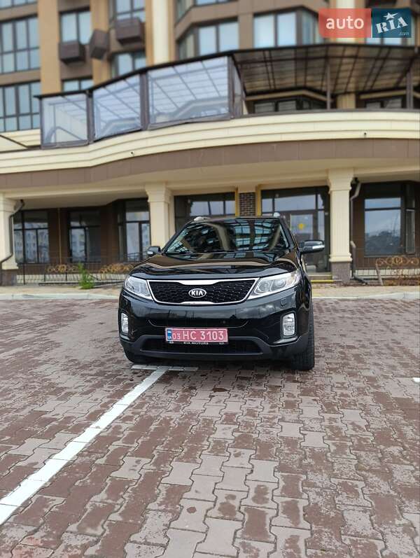 Позашляховик / Кросовер Kia Sorento 2014 в Києві
