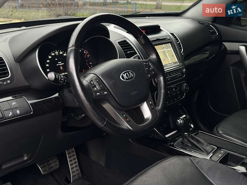 Позашляховик / Кросовер Kia Sorento 2014 в Миколаєві