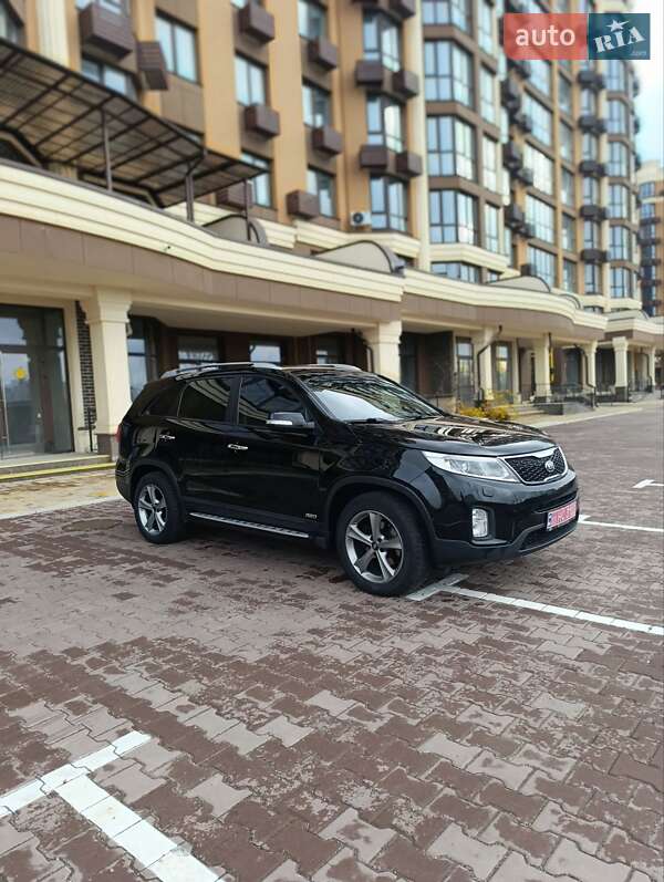Позашляховик / Кросовер Kia Sorento 2014 в Києві