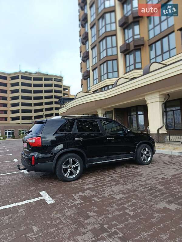 Позашляховик / Кросовер Kia Sorento 2014 в Києві