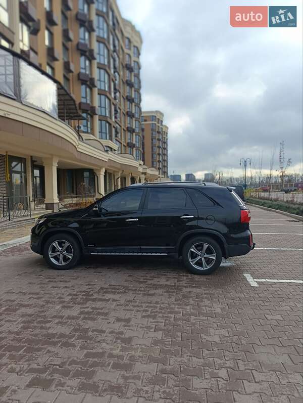 Позашляховик / Кросовер Kia Sorento 2014 в Києві